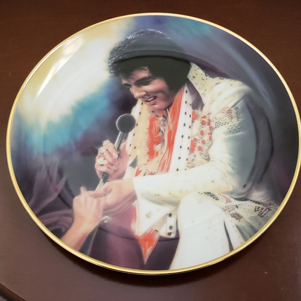 Elvis Presley Remembered Loving You Ceramic Decorative Plate Collectible
